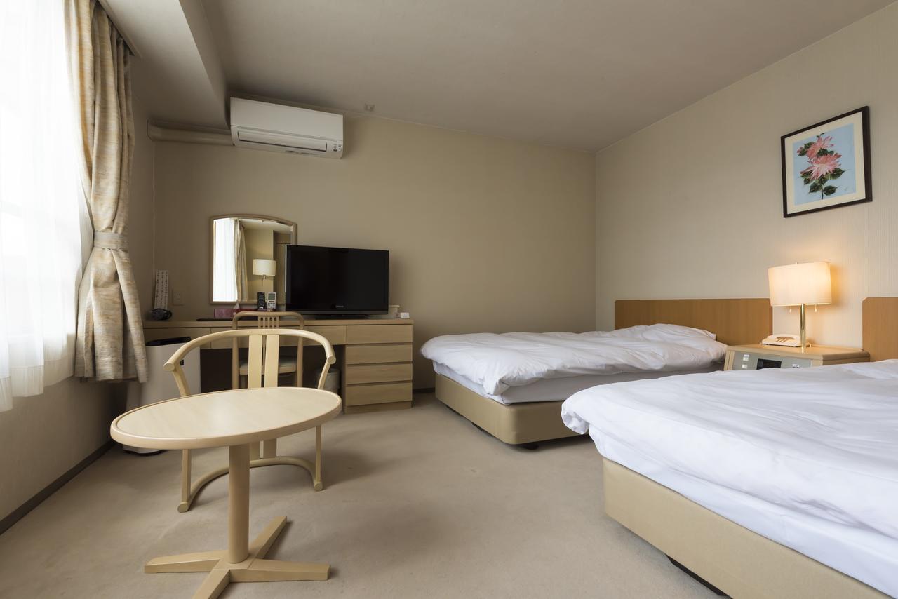 Hotel Mercato Wajima Bagian luar foto